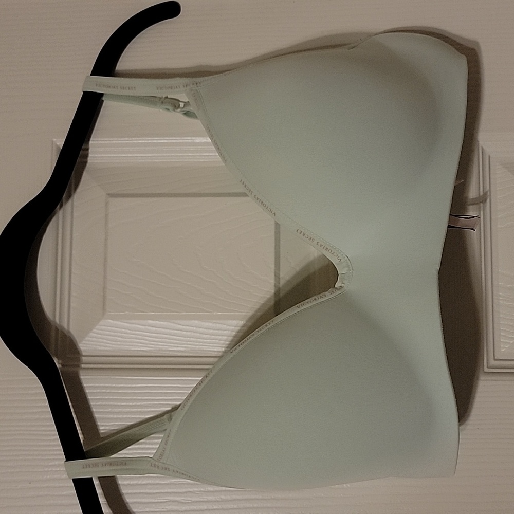 Victoria secret T shirt wireless bra